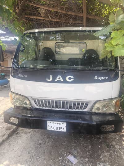 JAC 1048 Model 2014 — *Full Genuine*