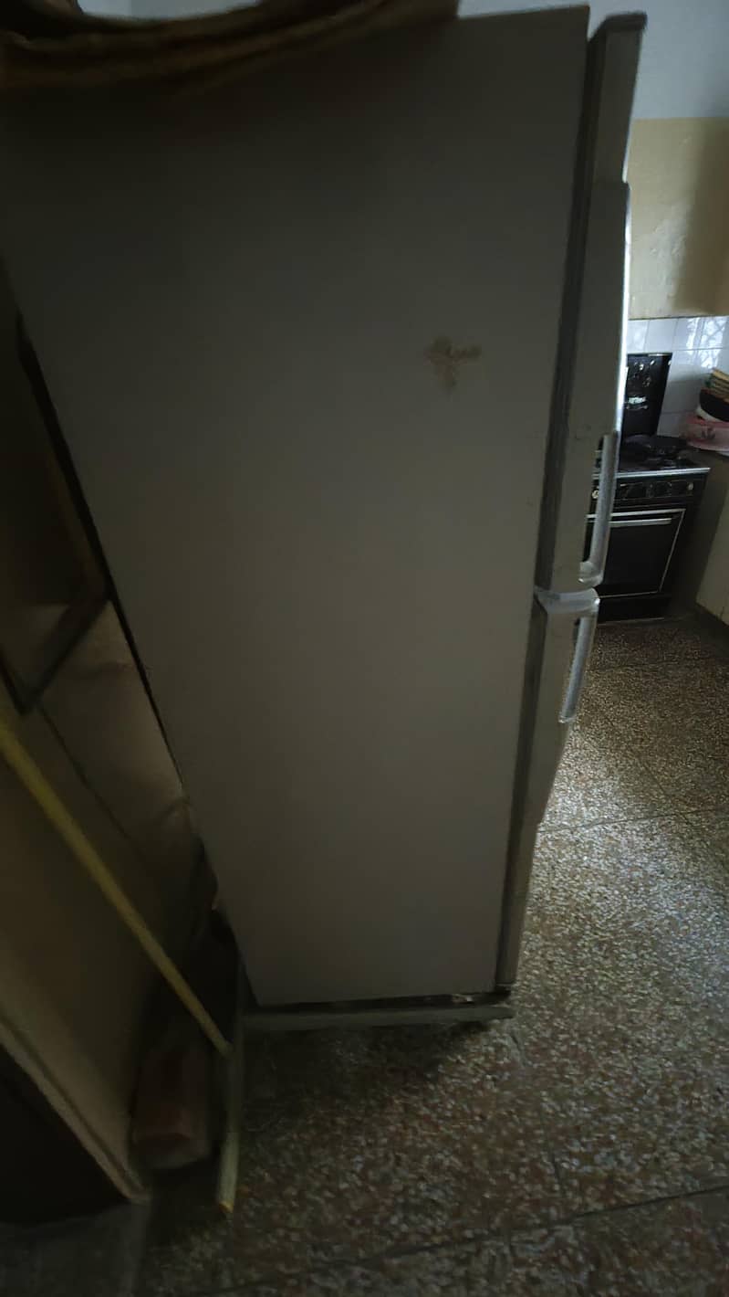 dawlance fridge 3