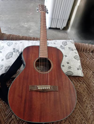 FENDER CC-60S SEMI ACOUSTIC GUITAR
