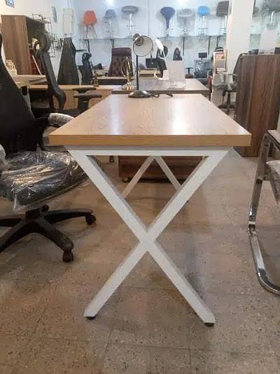 Executive Table 19