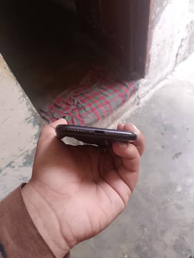 Apple iPhone SE 2nd generation 03703905884