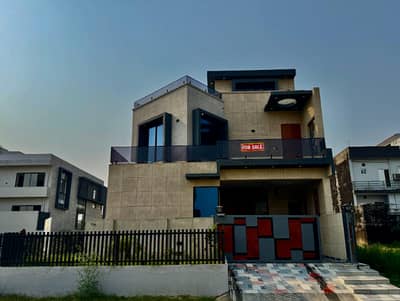 8 Marla Corner Designer House for Sale in B-17 E Block, Islamabad