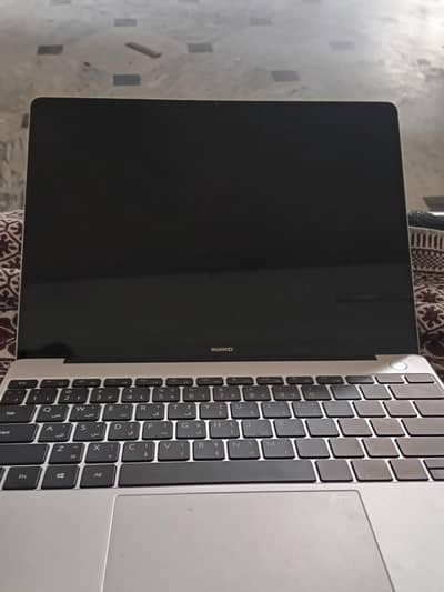 Huawei Laptop with screen damage
