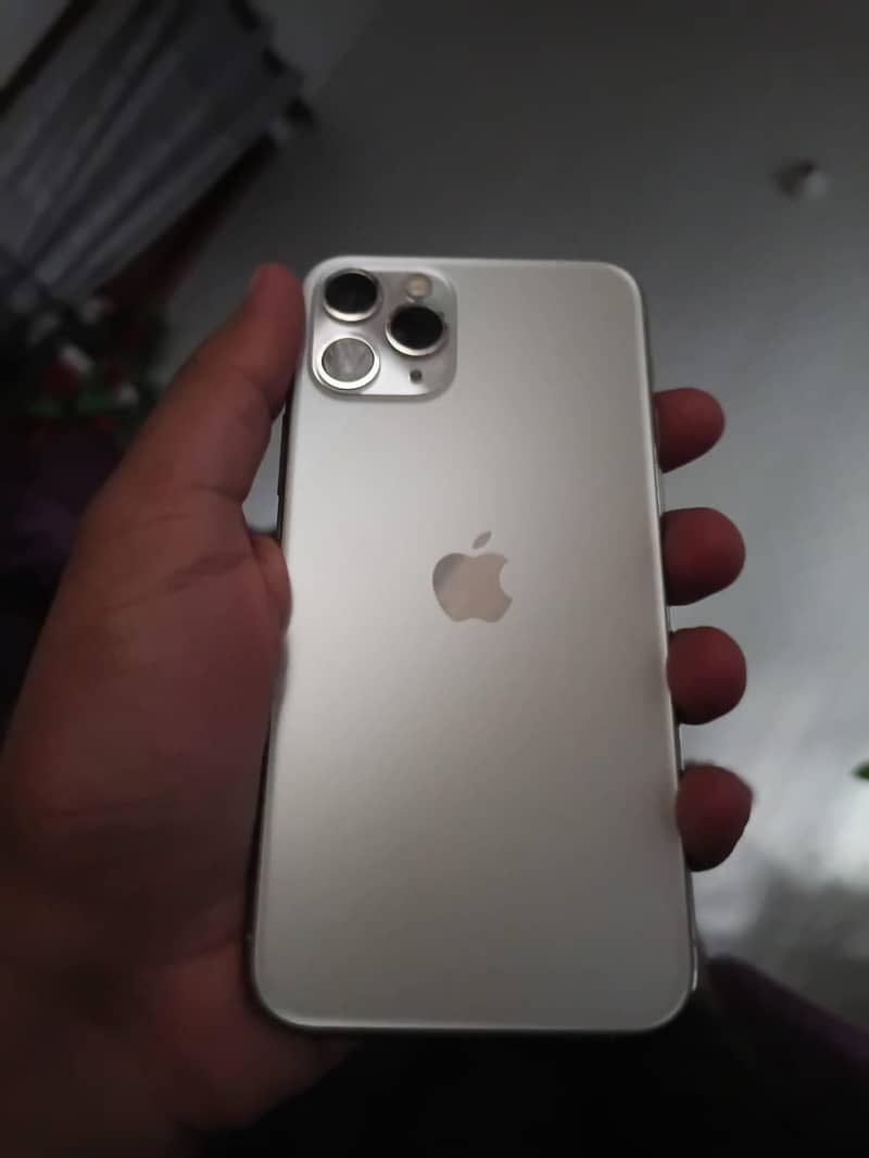 Apple iPhone 11 Pro 0