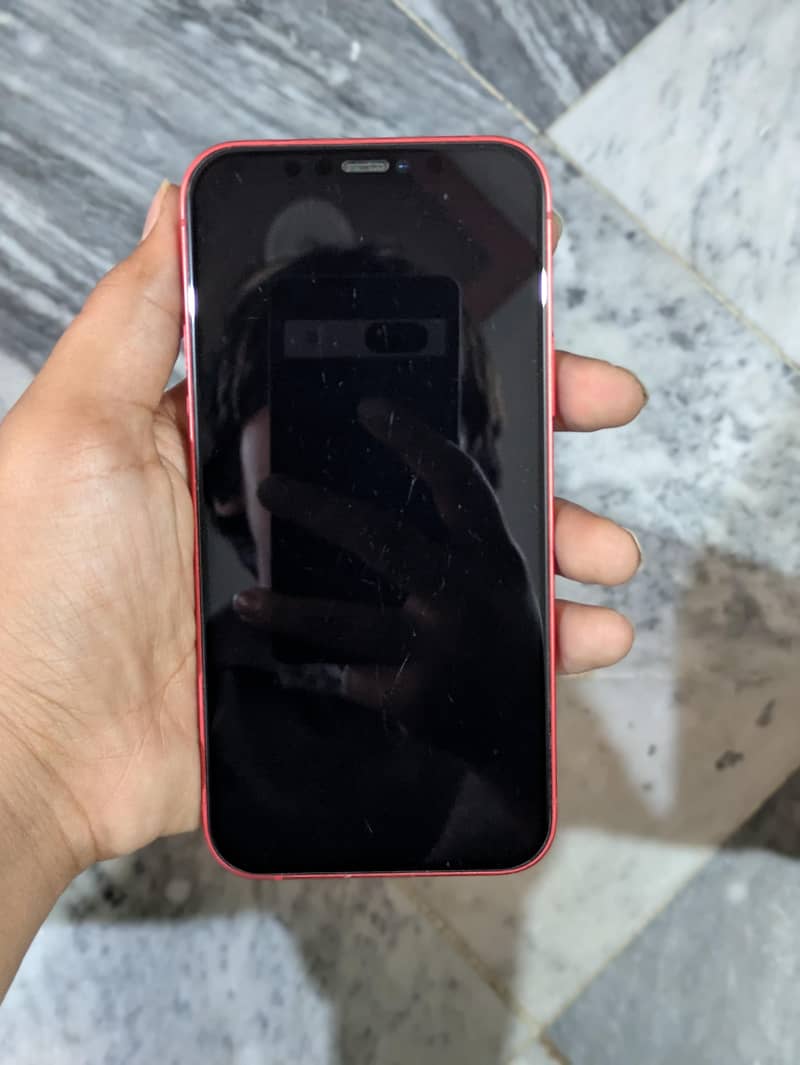 Apple iPhone 12 6