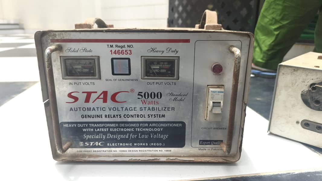 Stabilizer 5000 Watts 1
