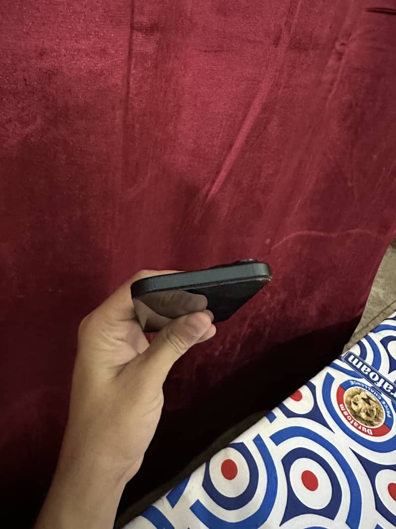 Apple iPhone 15 5