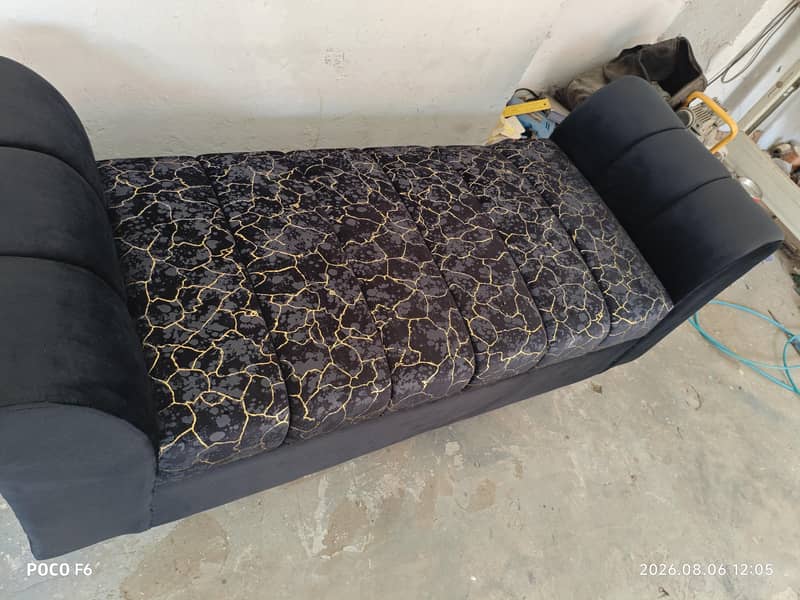 couch 2 seater 2