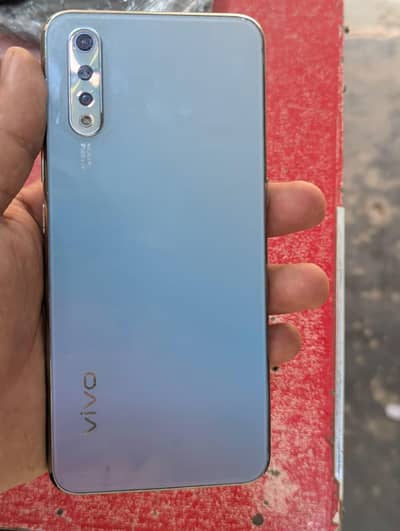 Vivo S1