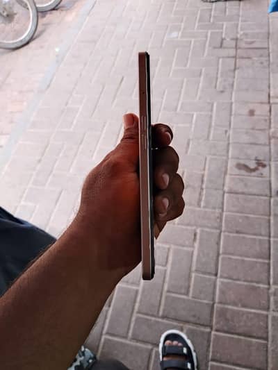 OPPO F21 Pro