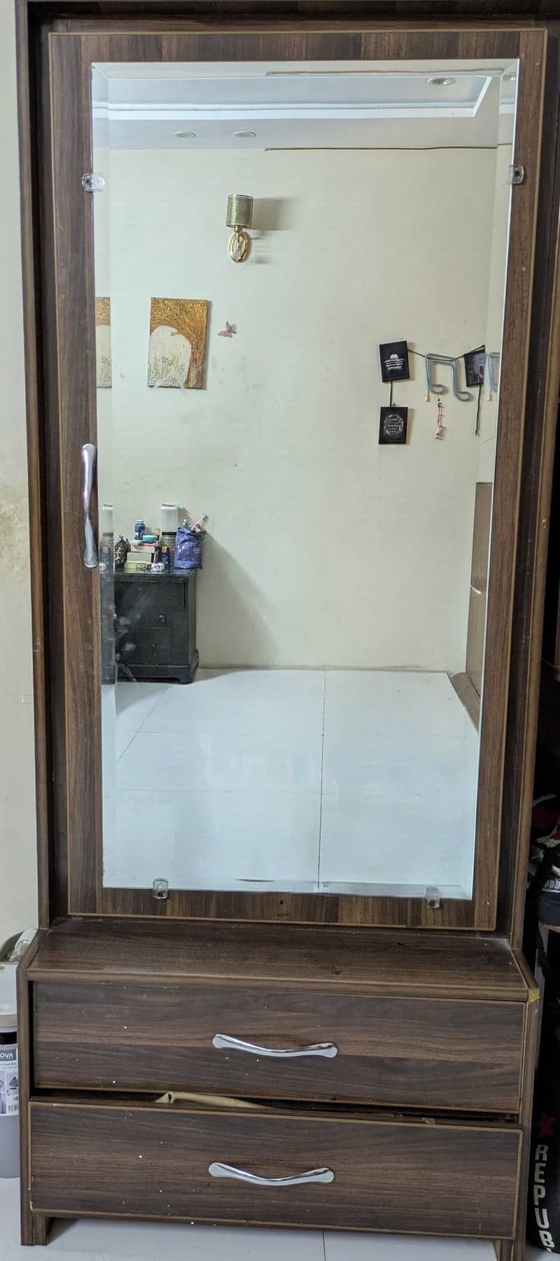 dressing table for 10k 0