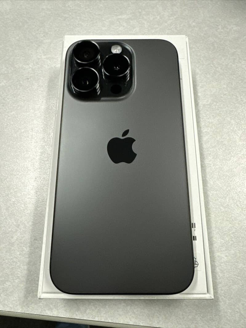 Apple iPhone 15 Pro 0