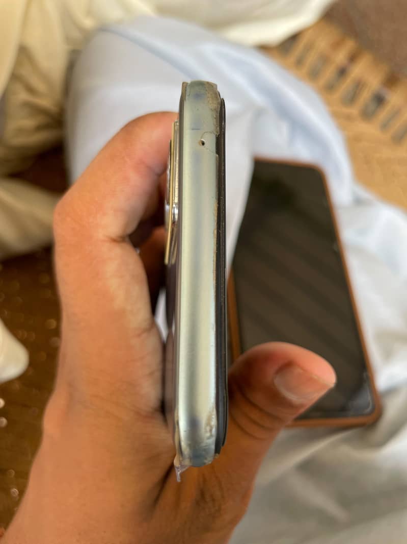 OPPO A96 0