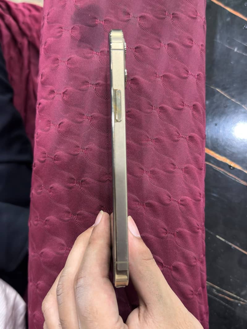 Apple iPhone 12 Pro 4