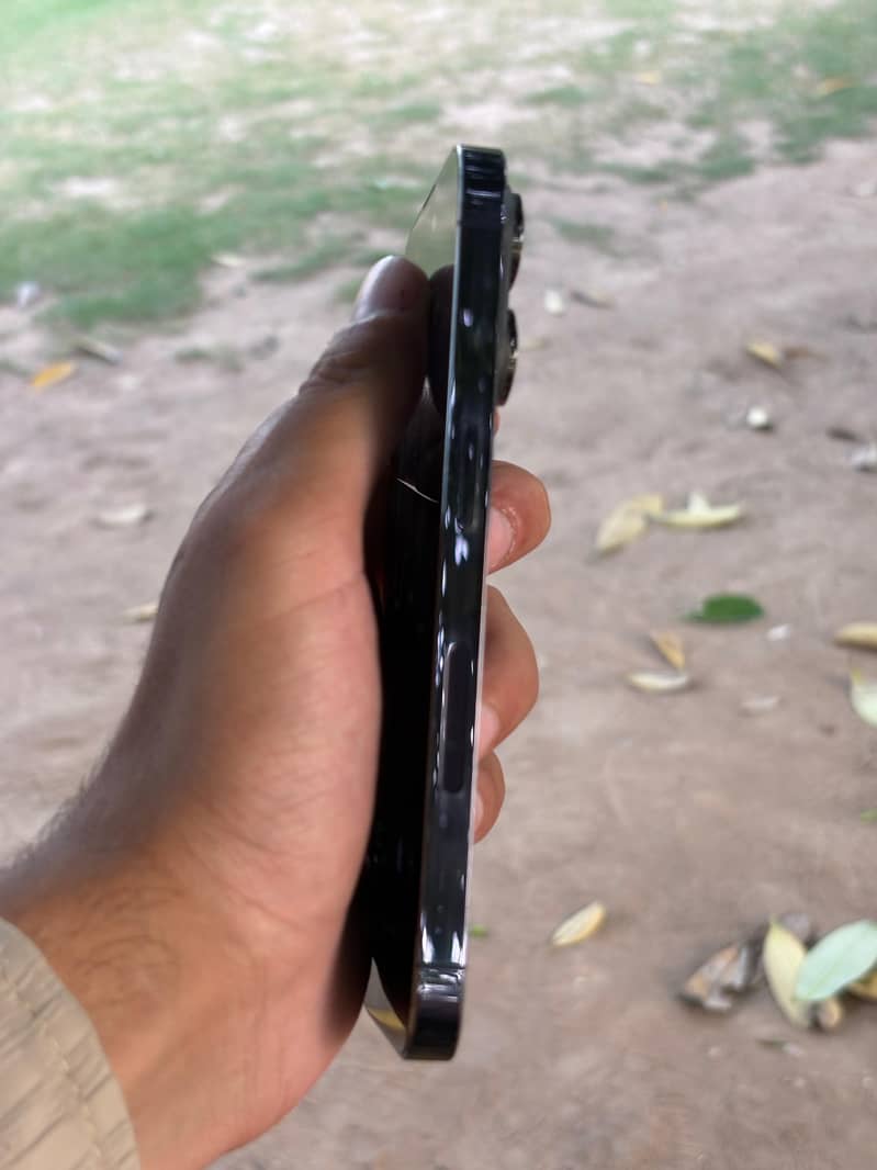 Apple iPhone 14 Pro 7