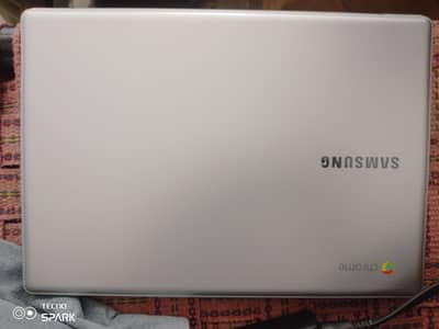 SAMSUNG XE500C12