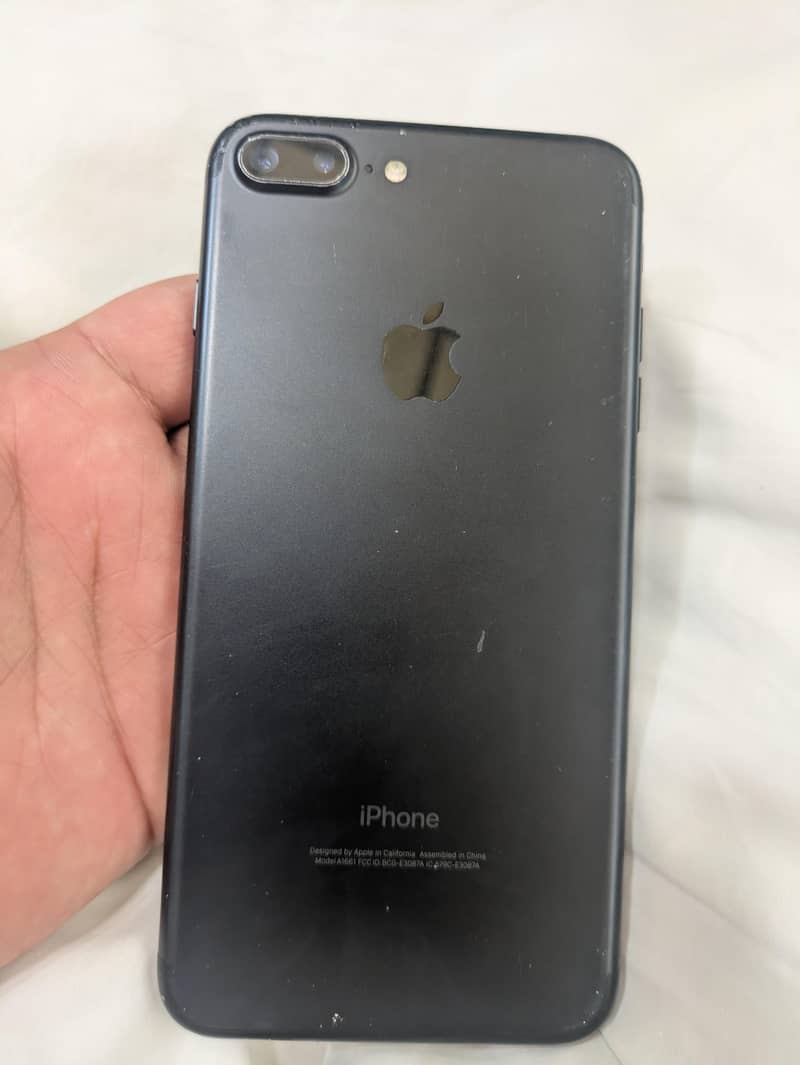 Apple iPhone 7 Plus 0