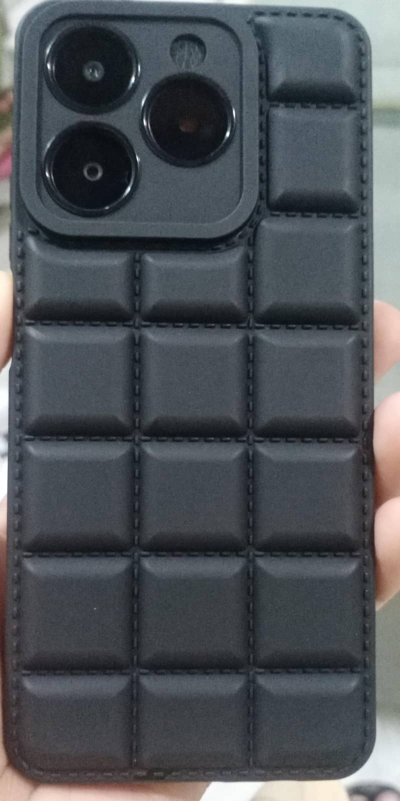 Realme C63 1