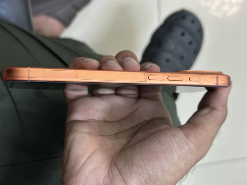 Apple iPhone 17 Pro Max 3