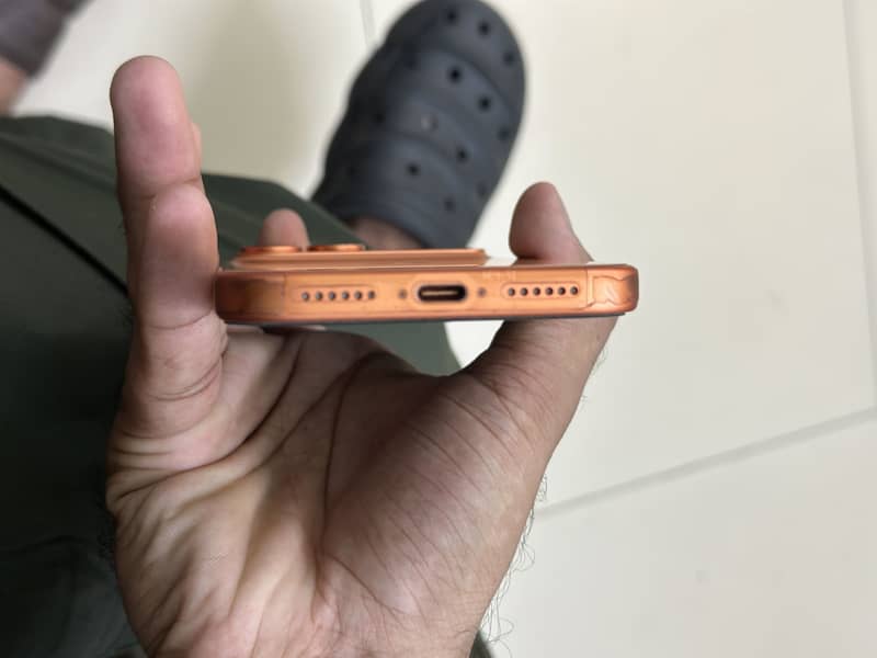 Apple iPhone 17 Pro Max 5