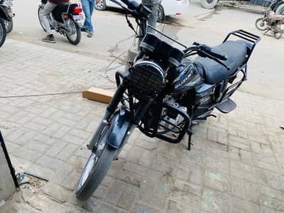 Suzuki GS 150 (2020 Model)
