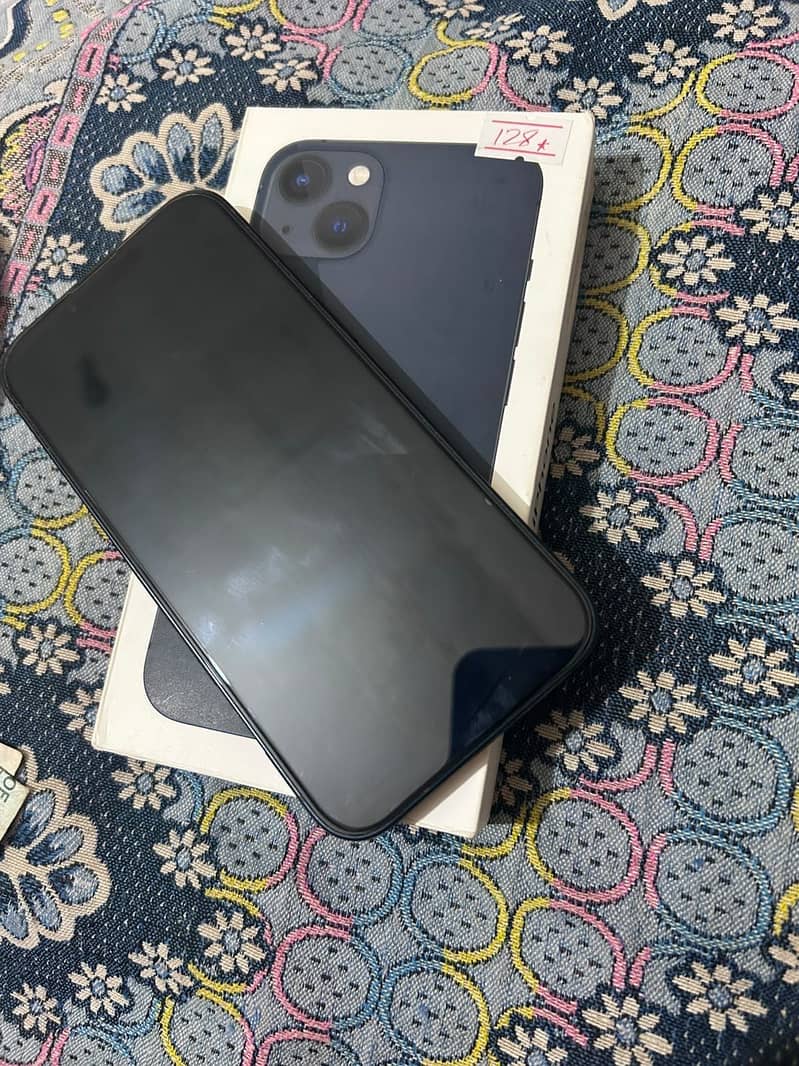 Apple iPhone 13 1