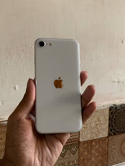 Apple iPhone SE factory unlock  whtsapp 03435674872