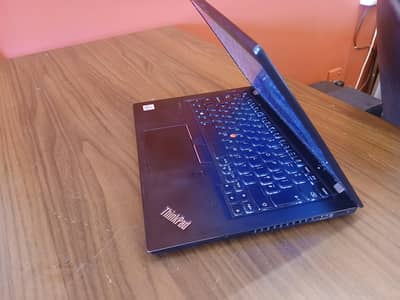 ThinkPad x13