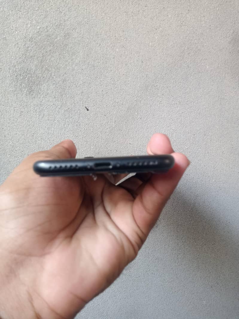 iPhone 7 2