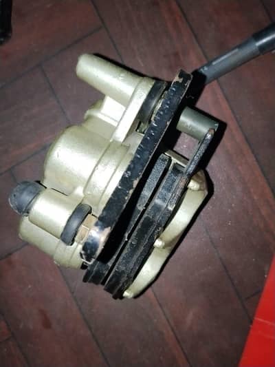 suzuki 150 break system