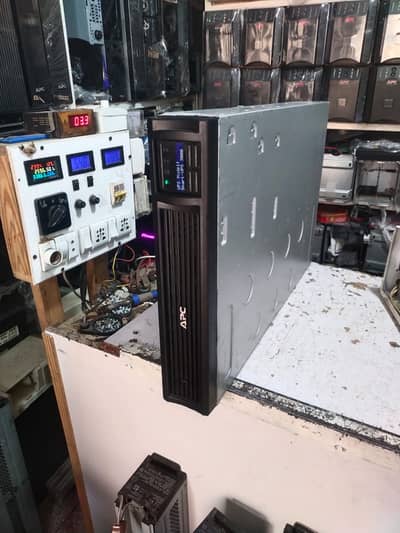APC UPS 3KVA 2700W SMT3000RMI2U Digital Display Model
