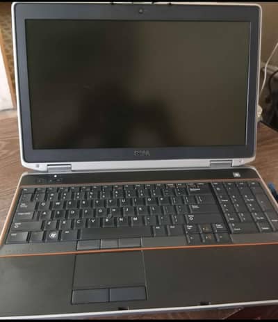 Laptop Dell 6Gb/500Gb