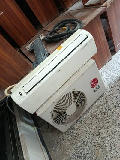 LG split Air conditioner