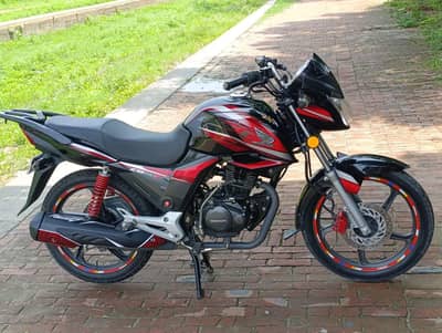 Honda cb 150f lush condition for sale