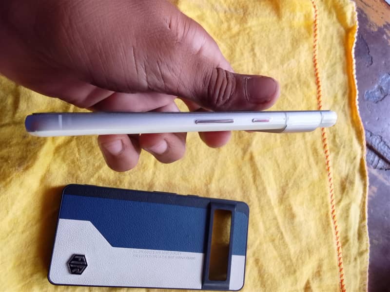 Google Pixel 7 2