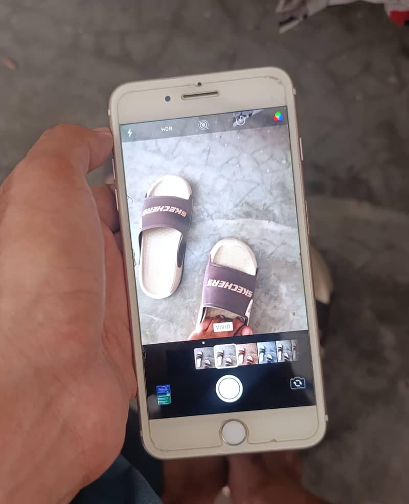 Apple iPhone 7 Plus 1