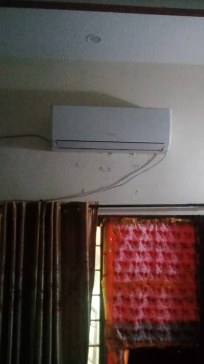 Gree 1 Ton Split AC | Excellent Working Condition | Genuine Sale