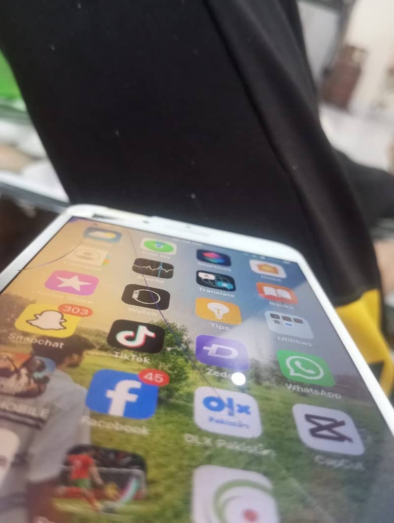 Apple iPhone 7 Plus 4