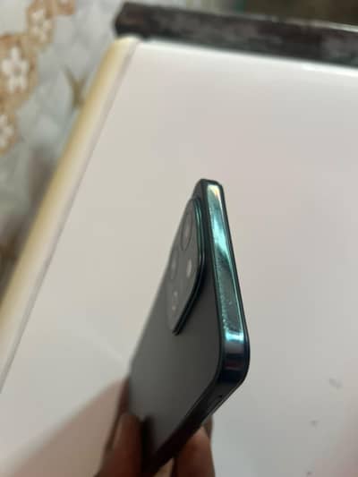Vivo Y28