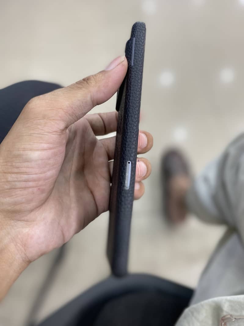 Google Pixel 7 4