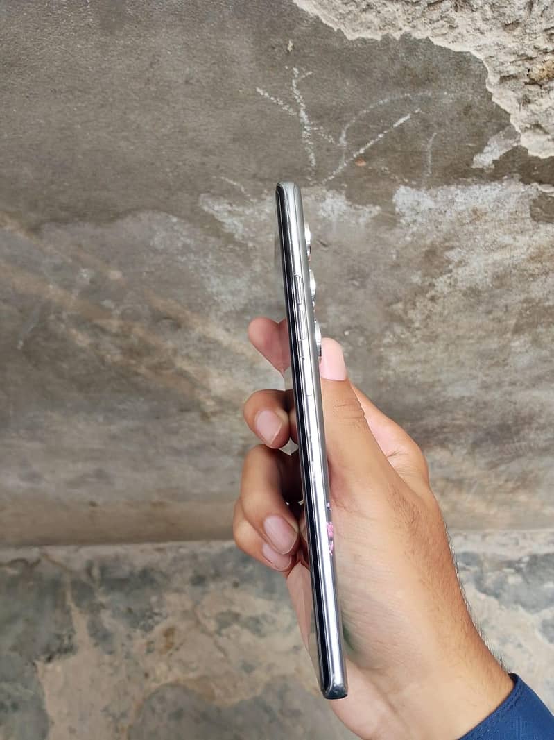 Tecno CAMON 40 Pro 5