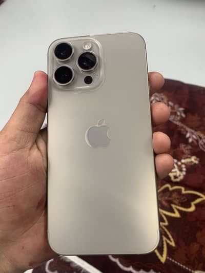 Apple iPhone 15 Pro Max