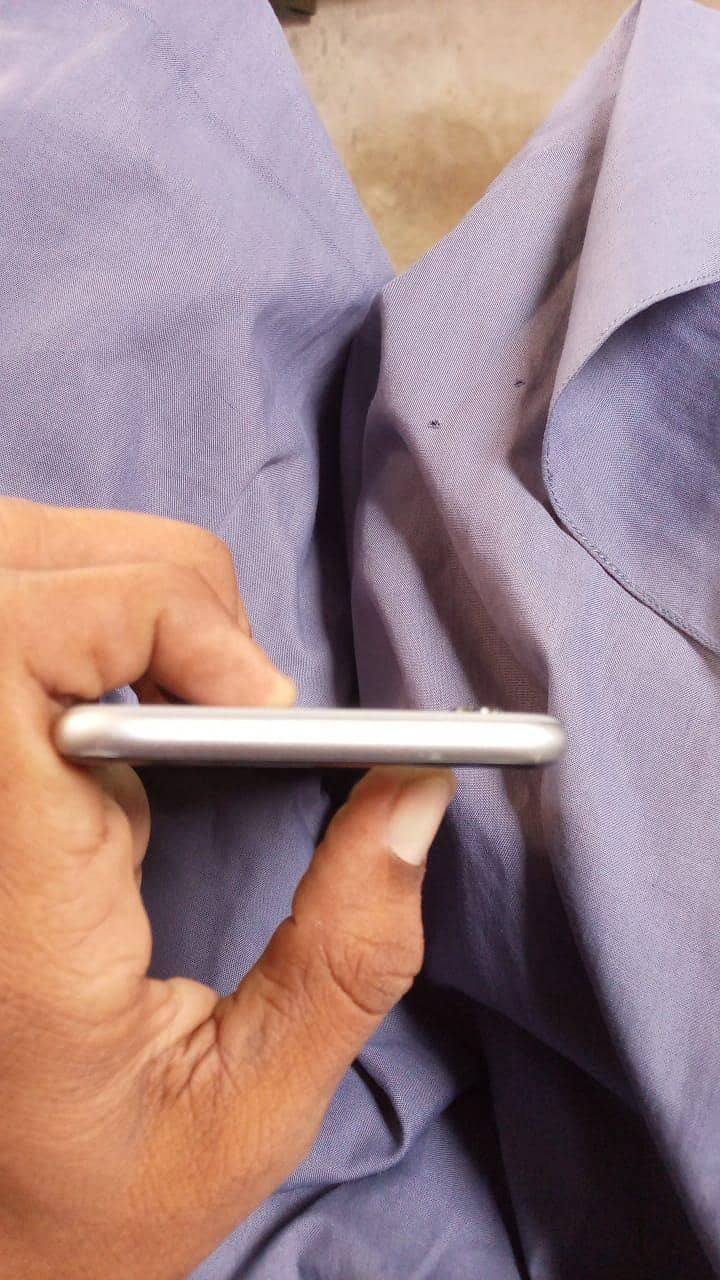 Apple iPhone 6 0