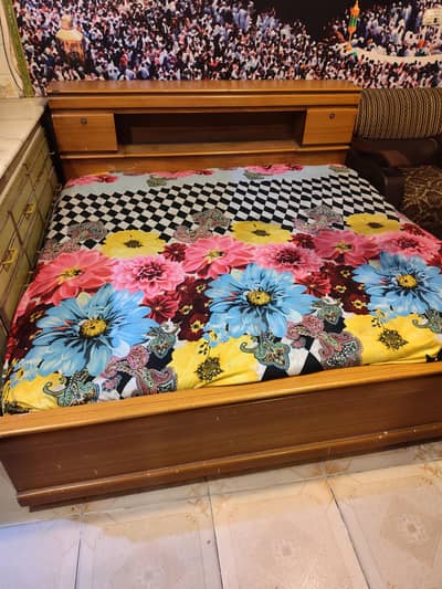 double bed with mattress come and check waterproof cover