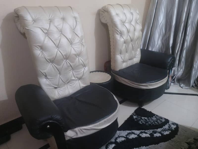 Sofas with Coffee Table 0