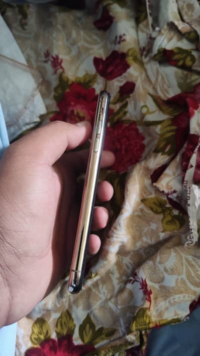 Apple iPhone XS 256gb sim try missing or front camera dust faceid off