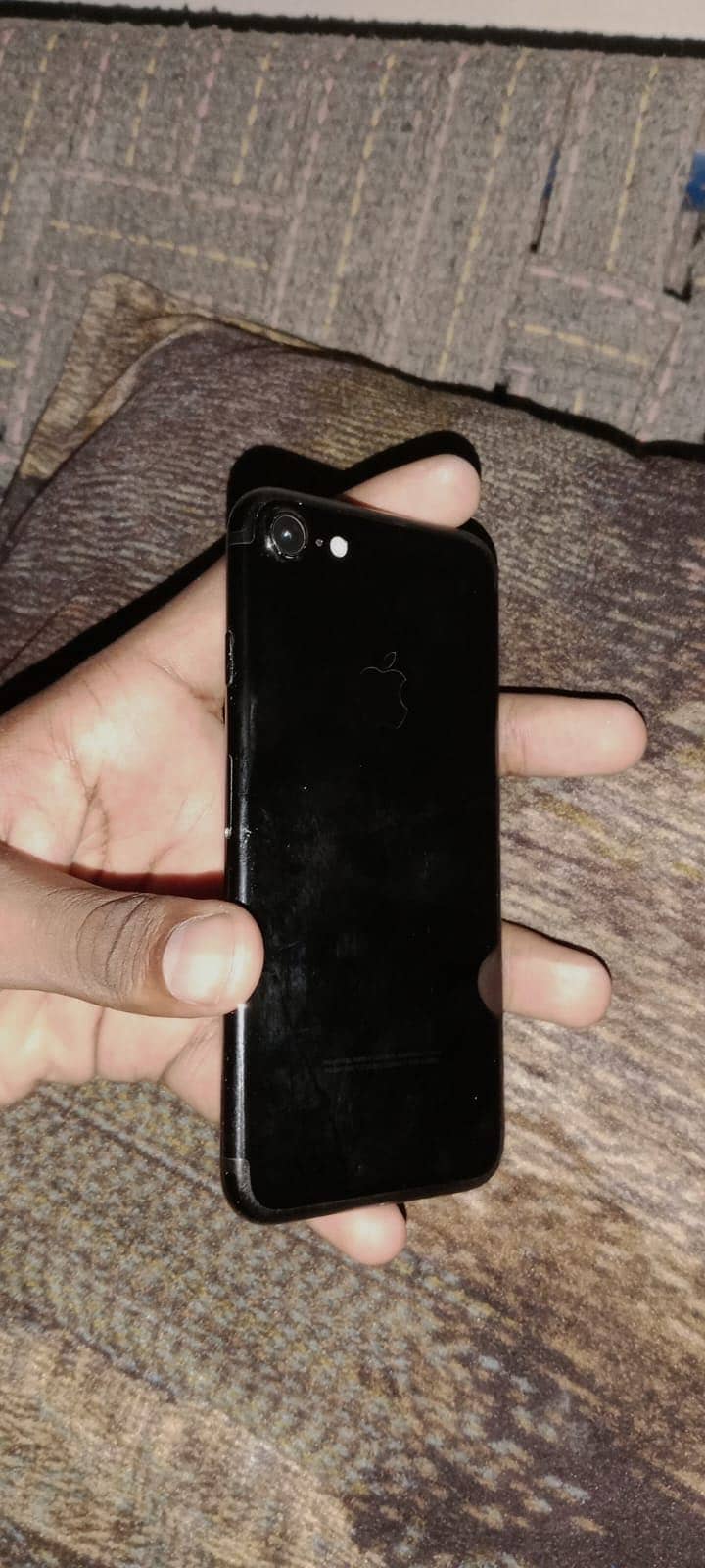 Apple iPhone 7 2