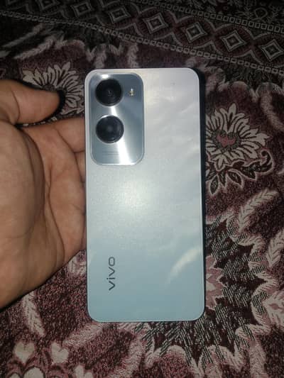 Vivo Y18