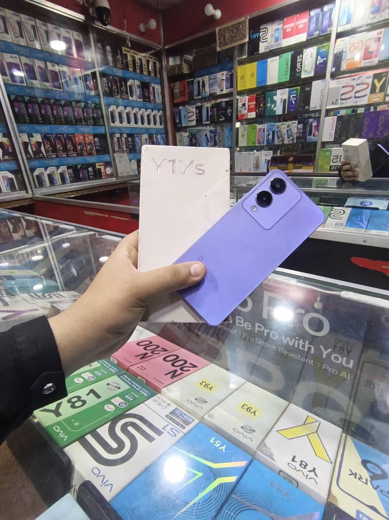 Tecno CAMON 30S 3