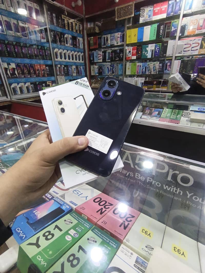 Tecno CAMON 30S 11